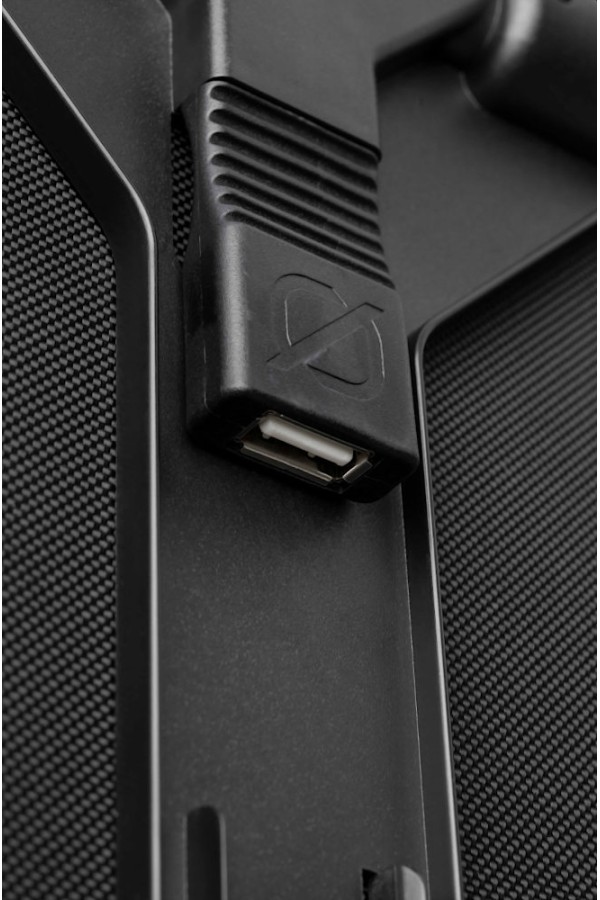 NOMAD 10 :  Vue du port USB - Goal Zero.