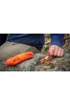 Paracord 550 réfléchissante - 50 ft - 15,2 mètres   Résistance 250 kg - Allume-feu - Vue en situation d'allumage - SOL