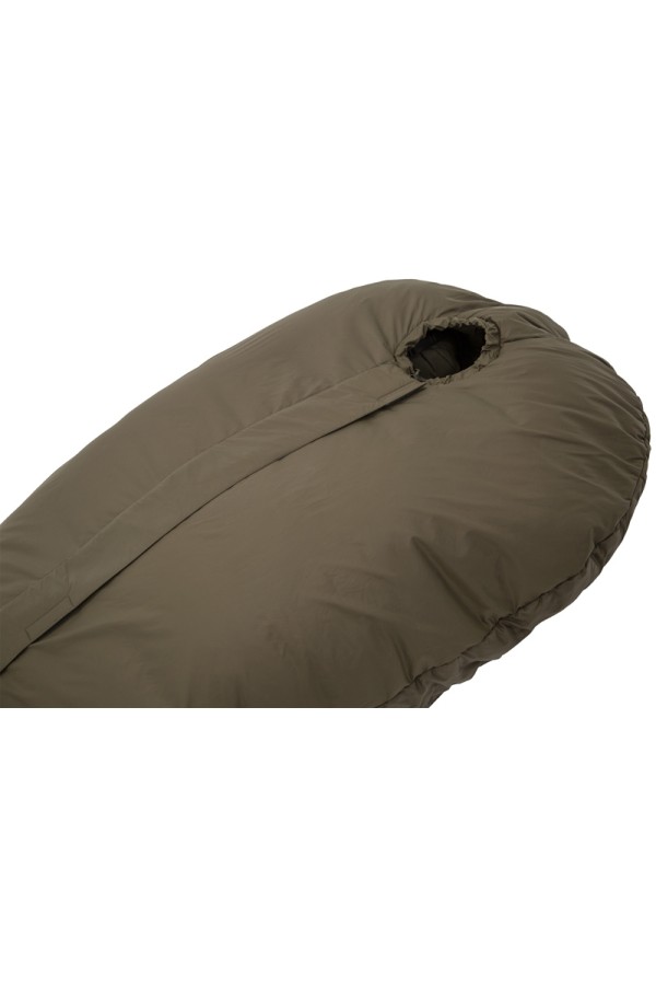 DEFENCE 4 - Taille 200  : Sac de couchage 4 saisons ultra résistant - zoom sur partie haute - Marque CARINTHIA