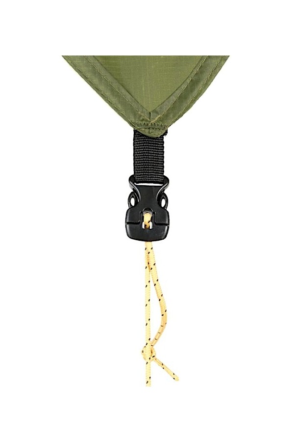 MOON TARP : Tarp pour hamac - Vue des attaches avec tension réglable et clipage - Ticket To The Moon